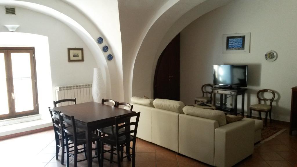 דירות ספלו Residenza Le Volte Degli Angeli מראה חיצוני תמונה